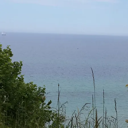 Dom wakacyjny Ostseehaus Odin Doppelhaushaelfte
